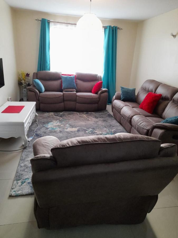 Jacky'S Milimani Suites Nakuru Exteriör bild