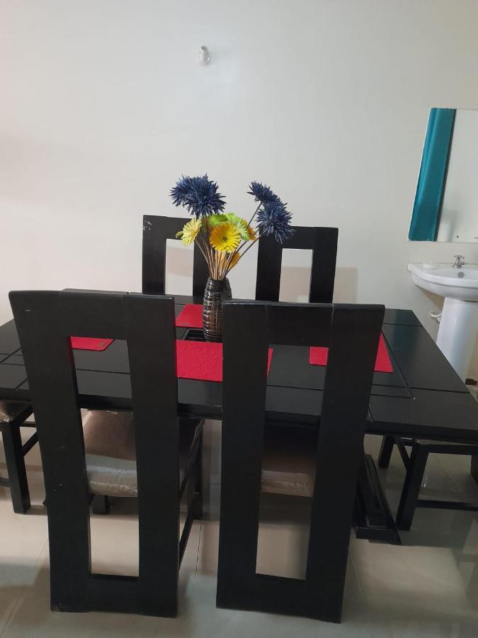 Jacky'S Milimani Suites Nakuru Exteriör bild
