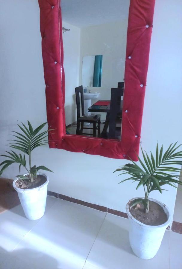 Jacky'S Milimani Suites Nakuru Exteriör bild