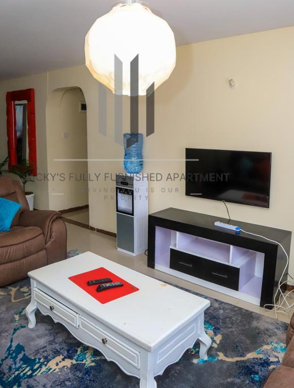 Jacky'S Milimani Suites Nakuru Exteriör bild